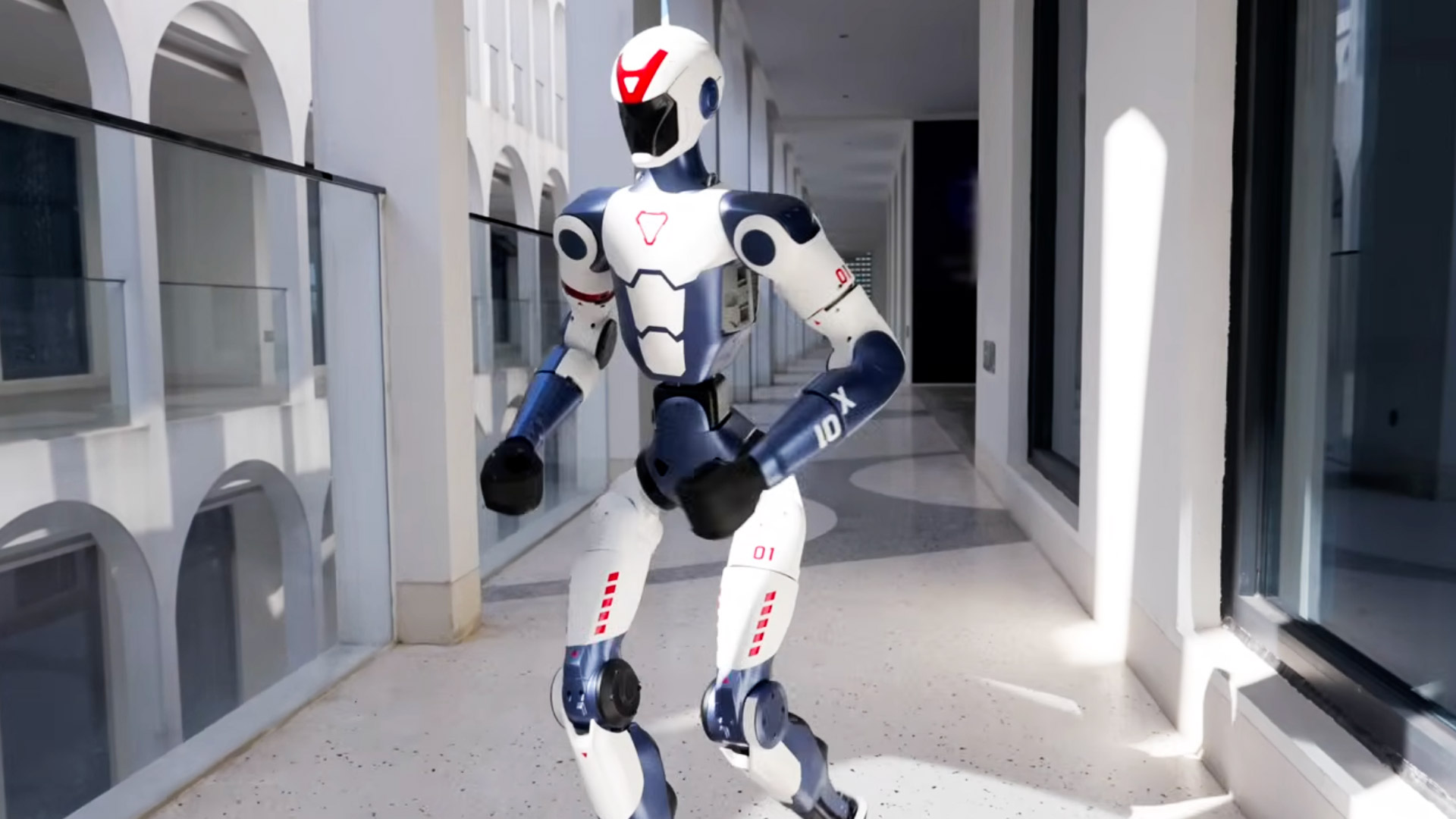 Unitree R1 Humanoid Robot